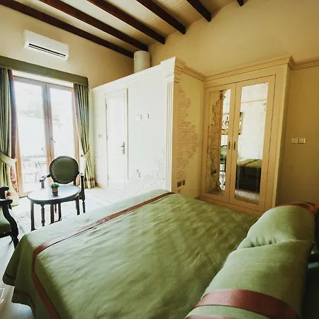 Room In Guest Room - Sofia Boutique Hotel 5 Luxe Room * Kyrenia (Northern Cyprus)